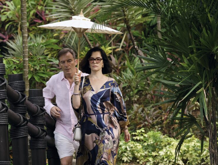 Ratliff parents, (left to right) Timothy and Victoria, portrayed by Jason Isaacs and Parker Posey.